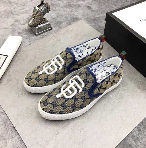 white women's leather shoes men's and women's casual shoes black gold red fashion comfortable flat shoes size 35-46 0380
white women's leather shoes men's and women's casual shoes black gold red fashion comfortable flat shoes size 35-46 0380