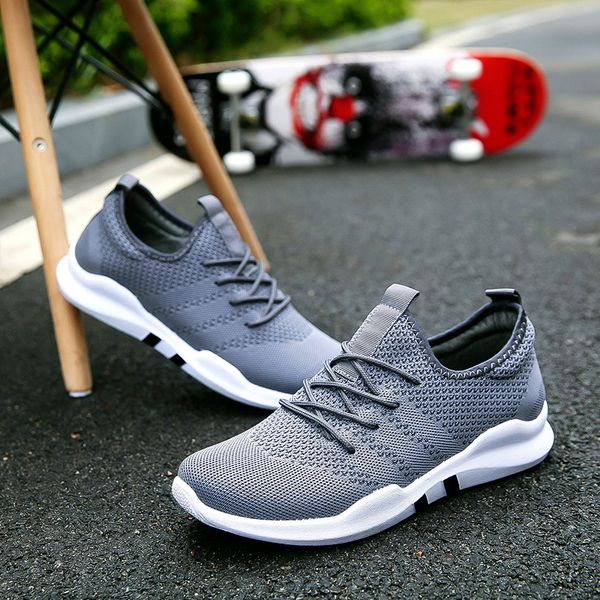 men running outdoor black white sneakers lovers casual breathable mesh soft jogging tennis shoes y200612
men running outdoor black white sneakers lovers casual breathable mesh soft jogging tennis shoes y200612