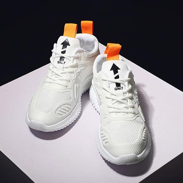 new men running shoes mens triple black outdoor shoes pure white sports sneakers outdoor shoes size 40-44
new men running shoes mens triple black outdoor shoes pure white sports sneakers outdoor shoes size 40-44