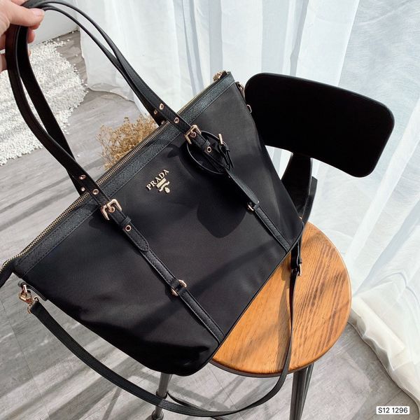 2020 purse bag ladies genuine leather saddle shoulder bags handbags women famous brands crossbody bags
2020 purse bag ladies genuine leather saddle shoulder bags handbags women famous brands crossbody bags