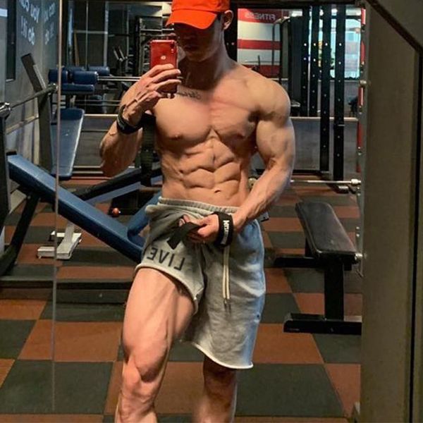 new men fitness bodybuilding shorts man summer workout male breathable mesh quick dry sportswear jogger beach short pants, Black;blue
new men fitness bodybuilding shorts man summer workout male breathable mesh quick dry sportswear jogger beach short pants, Black;blue
