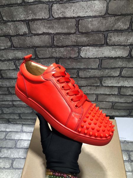 leather nail shoes red fashion casual shoes for men and women, round head rivet, with box and dust bag, size 35-47, Black
leather nail shoes red fashion casual shoes for men and women, round head rivet, with box and dust bag, size 35-47, Black