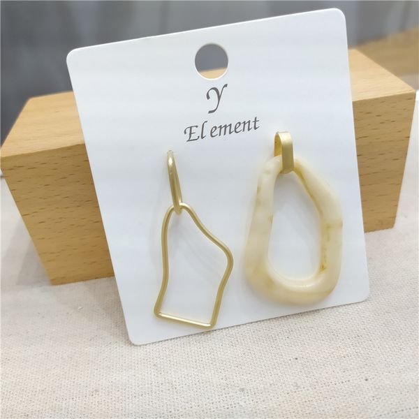 y-e 2020 fashion classic gold color asymmetric earrings for women geometric irregular metal bohemian acrylic earrings jewelry, Silver
y-e 2020 fashion classic gold color asymmetric earrings for women geometric irregular metal bohemian acrylic earrings jewelry, Silver