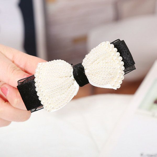 factory direct sales 2020 spring and summer korean version of the new gold velvet pearl bow hair band headband fashion temperament wholesale, Black;brown
factory direct sales 2020 spring and summer korean version of the new gold velvet pearl bow hair band headband fashion temperament wholesale, Black;brown
