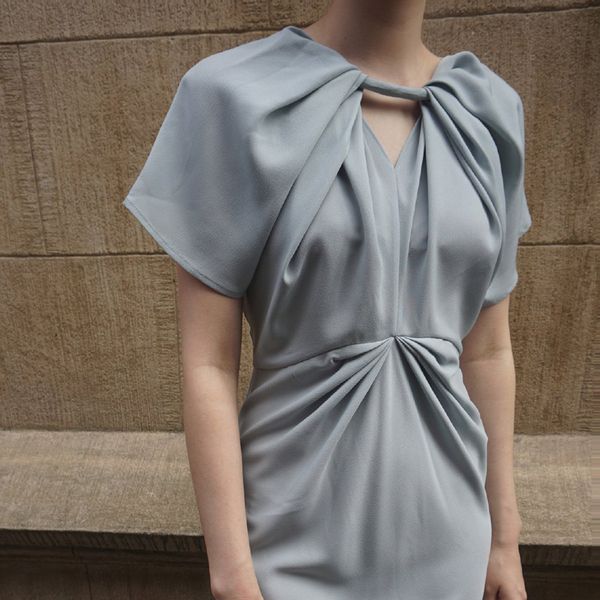 женщины платье весна / лето 2020 нового платье модного casual solid color плиссированных v-образный вырез с коротким рукавом midi, Black;gray
женщины платье весна / лето 2020 нового платье модного casual solid color плиссированных v-образный вырез с коротким рукавом midi, Black;gray