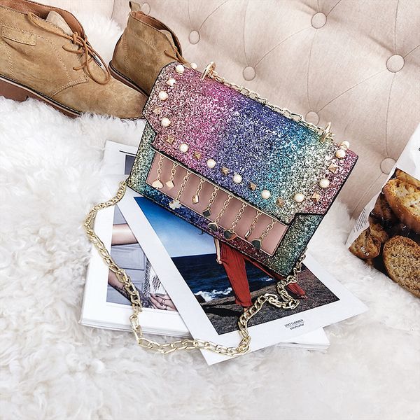 korean version of the new fashion sequins hit organ small package wild casual shoulder messenger messenger bag
korean version of the new fashion sequins hit organ small package wild casual shoulder messenger messenger bag
