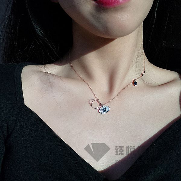seiko high version of shi jia the same kind of devil's eye full of diamond necklace woman, devil's eye crystal pendant clavicle chain, Silver
seiko high version of shi jia the same kind of devil's eye full of diamond necklace woman, devil's eye crystal pendant clavicle chain, Silver