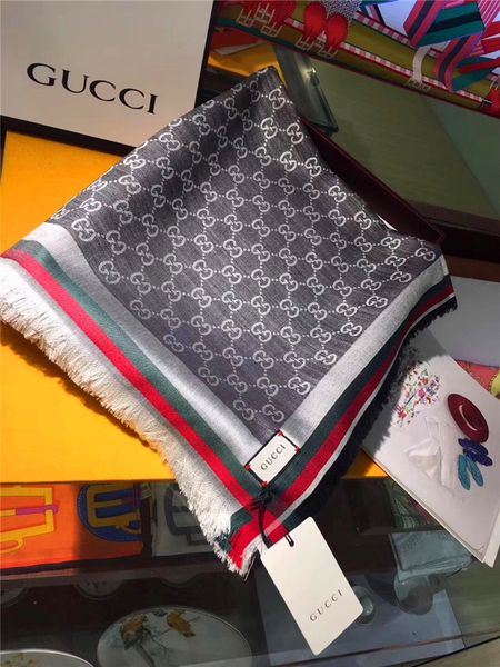 the selling women's scarf brand in 2020 designed a long style shawl for women and a high-quality wool and cashmere scarf for women, Blue;gray
the selling women's scarf brand in 2020 designed a long style shawl for women and a high-quality wool and cashmere scarf for women, Blue;gray