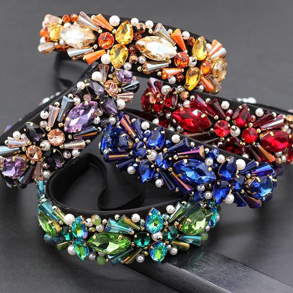 new hand-stitched baroque crystal small particles headband fashion reception luxury color rhinestone personality headband 884, Golden;white
new hand-stitched baroque crystal small particles headband fashion reception luxury color rhinestone personality headband 884, Golden;white