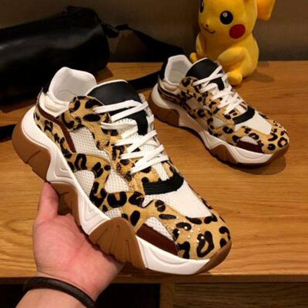 new chain reaction luxury mens designer shoes black white men basketball platform flat shoe kanye vintage star sneaker italy medusa trainer9
new chain reaction luxury mens designer shoes black white men basketball platform flat shoe kanye vintage star sneaker italy medusa trainer9