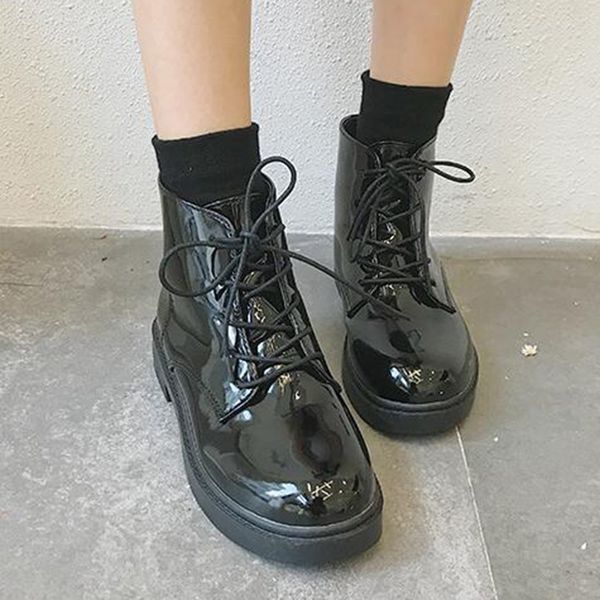 2020 new winter boots women retro shoes leather boots vintage round toe lace-up mid-calf warm zapatos plus size dd438, Black
2020 new winter boots women retro shoes leather boots vintage round toe lace-up mid-calf warm zapatos plus size dd438, Black