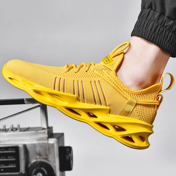 damyuan shoes men lightweight blade running shoes shockproof breathable men running gym walking high rise mens 39-46, Black
damyuan shoes men lightweight blade running shoes shockproof breathable men running gym walking high rise mens 39-46, Black