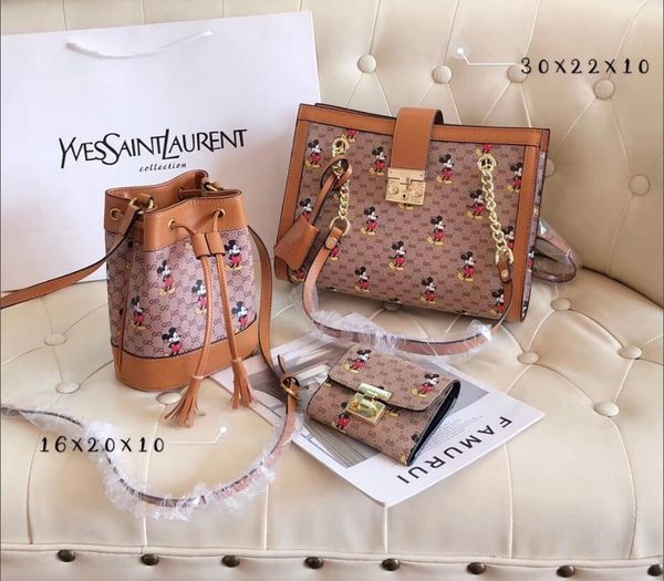 2020 cartoon 3 piece set classic designer women's bucket bag large capacity ladies messenger hand bag female wallet
2020 cartoon 3 piece set classic designer women's bucket bag large capacity ladies messenger hand bag female wallet