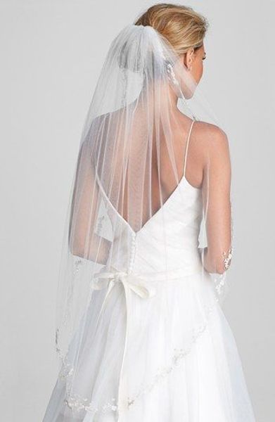 contracted popular one-tier white ivory wedding veil fashional applique edge fingertip length meidingqianna brand bridal veil, Black
contracted popular one-tier white ivory wedding veil fashional applique edge fingertip length meidingqianna brand bridal veil, Black