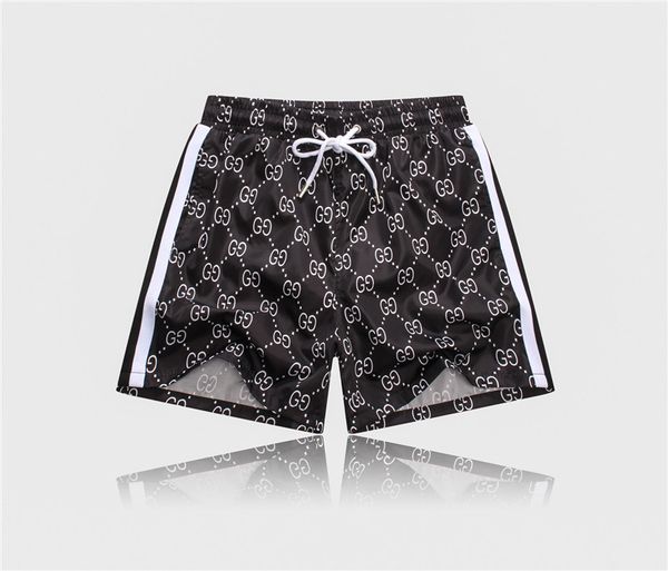 2020 new fashion designer shorts men's casual beach shorts men's luxury summer wear, White;black
2020 new fashion designer shorts men's casual beach shorts men's luxury summer wear, White;black
