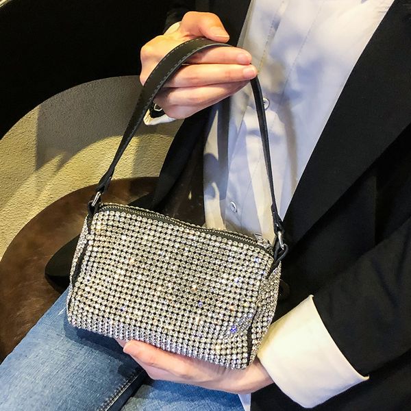shoulder bag women's diamond vintage crystal handbag evening bag wedding party bride clutch shoulder small handbag dames
shoulder bag women's diamond vintage crystal handbag evening bag wedding party bride clutch shoulder small handbag dames