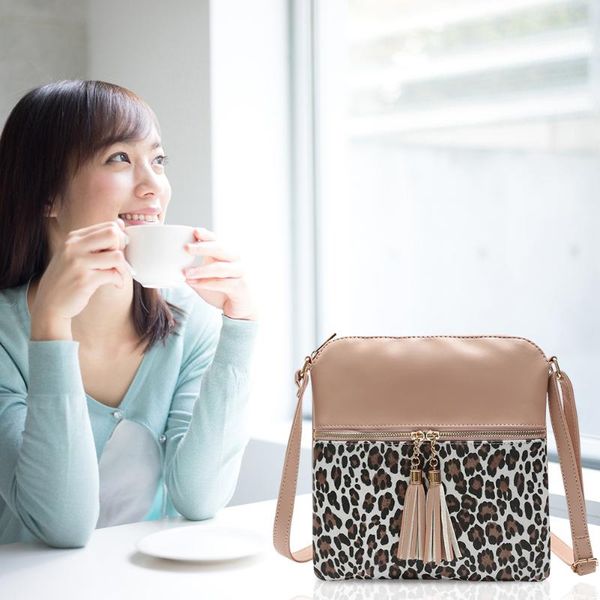 fashion pu leather women shoulder bags leopard splicing ladies purse retro female travel messenger tassel satchel bag
fashion pu leather women shoulder bags leopard splicing ladies purse retro female travel messenger tassel satchel bag