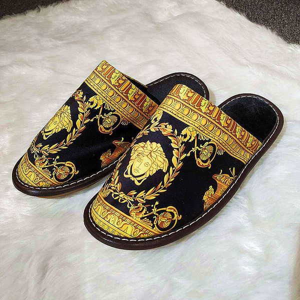 royal fashion classic style home cotton slippers for bedroom european vers baroque luxury medusa brand l shoes high end interiors, Blue;gray
royal fashion classic style home cotton slippers for bedroom european vers baroque luxury medusa brand l shoes high end interiors, Blue;gray