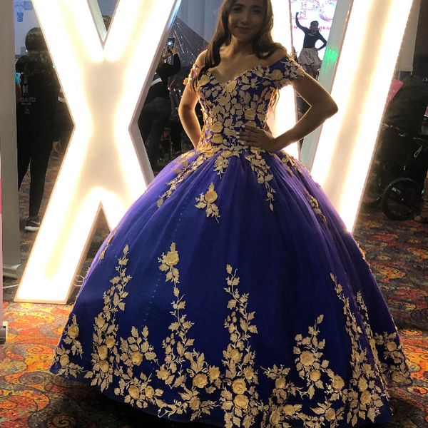 винтаж королевский синий кружева quinceanera платья выпускного вечера бальное платье тюль милая вечерняя вечеринка сладкий 16 платье zj309, Blue;red
винтаж королевский синий кружева quinceanera платья выпускного вечера бальное платье тюль милая вечерняя вечеринка сладкий 16 платье zj309, Blue;red