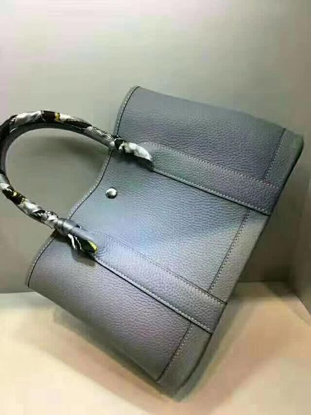 225905 h bag designer luggage famous brand designer bags handbag travel luggage leather bag
225905 h bag designer luggage famous brand designer bags handbag travel luggage leather bag