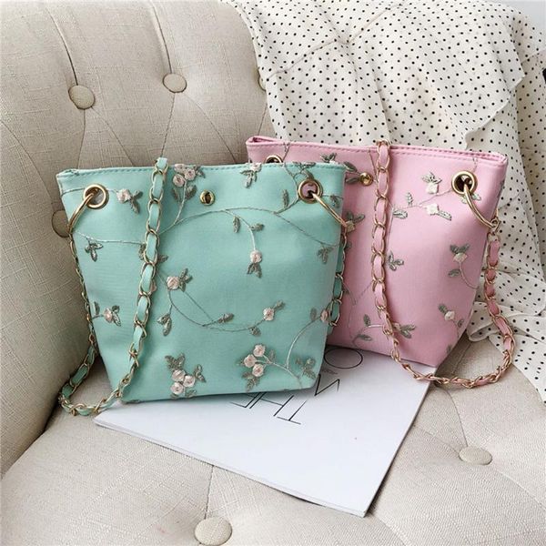 fashion classic women beach lace embroid bucket bag square bag messenger bolsa feminina sac main femme crossbody
fashion classic women beach lace embroid bucket bag square bag messenger bolsa feminina sac main femme crossbody