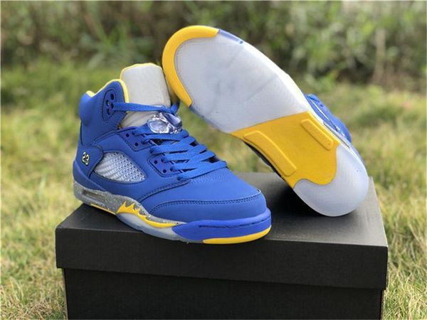2020 authentic 5 jsp laney man woman basketball shoes 5s blue suede sports cd2720-700 3m reflective sneakers with original box
2020 authentic 5 jsp laney man woman basketball shoes 5s blue suede sports cd2720-700 3m reflective sneakers with original box