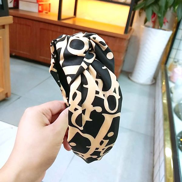 cute knot headbands for women - cloth art hair hoop letters knotted wide edge printing hair hoop fashion headband female hair ornaments, Silver
cute knot headbands for women - cloth art hair hoop letters knotted wide edge printing hair hoop fashion headband female hair ornaments, Silver