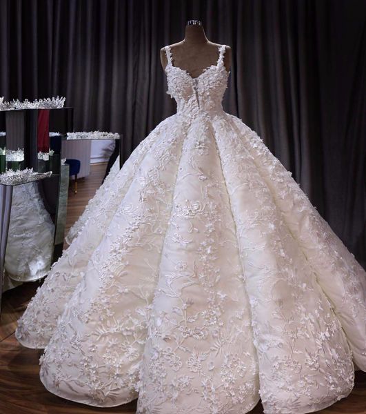 vintage sequined lace appliqued 3d flowers ball gown wedidng dresses luxury spaghetti plus size saudi dubai arabia dubai bridal gown custom, White
vintage sequined lace appliqued 3d flowers ball gown wedidng dresses luxury spaghetti plus size saudi dubai arabia dubai bridal gown custom, White