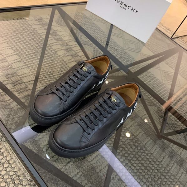 2020 new de men's daily casual sports shoes high-quality men's sports shoes luxury design men's casual shoes
2020 new de men's daily casual sports shoes high-quality men's sports shoes luxury design men's casual shoes