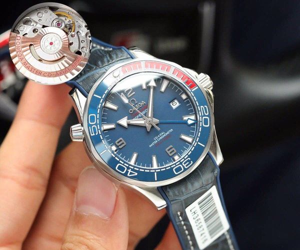 высокое качество нового мужские наручные часы мужчины водонепроницаемый механические часы мода роскошные повседневный наручные спорт дизайн, Slivery;brown
высокое качество нового мужские наручные часы мужчины водонепроницаемый механические часы мода роскошные повседневный наручные спорт дизайн, Slivery;brown