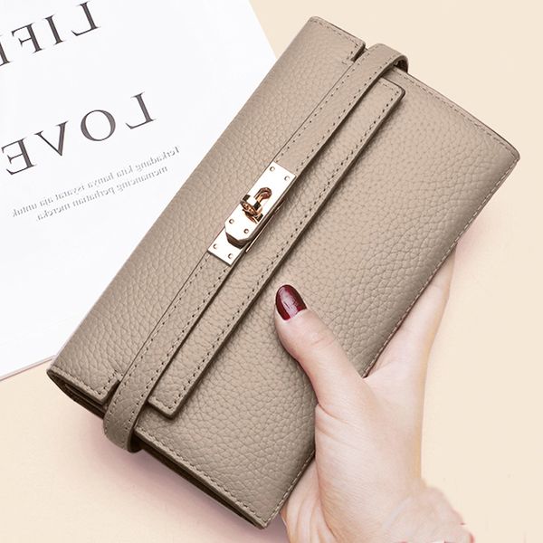 new genuine leather designer wallets women wallet fashion money bag cell phone pocket ladies luxury long purs q066, Red;black
new genuine leather designer wallets women wallet fashion money bag cell phone pocket ladies luxury long purs q066, Red;black