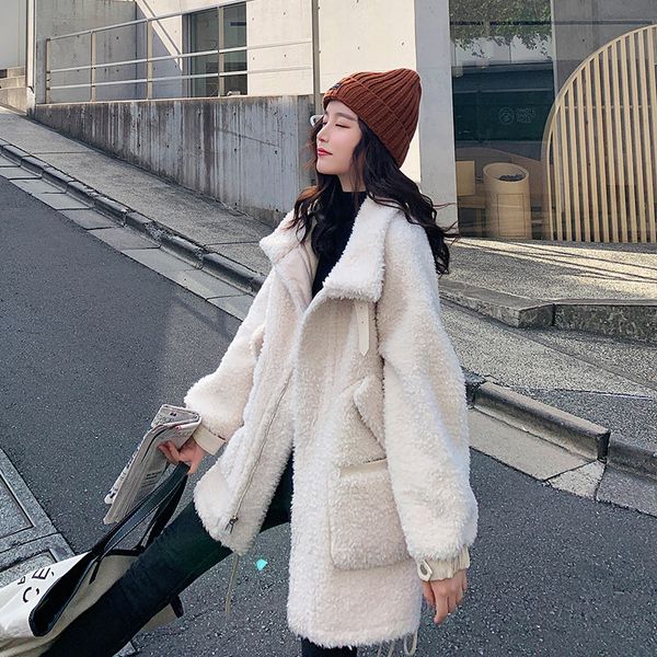 2019 winter new style korean-style loose-fit composite  materials fur short short-height ke li rong lambs wool coat women's, Black;white
2019 winter new style korean-style loose-fit composite  materials fur short short-height ke li rong lambs wool coat women's, Black;white