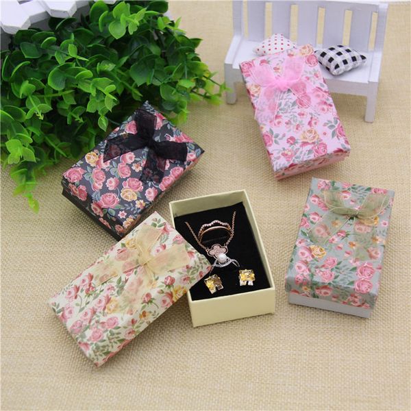 rose flower pattern bowknot gift boxes paper jewelry display box necklace bracelet earrings packing boxes
rose flower pattern bowknot gift boxes paper jewelry display box necklace bracelet earrings packing boxes