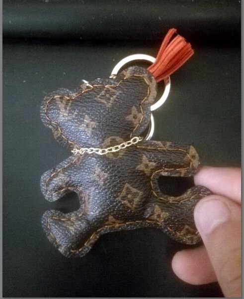 Fa hoin bag charm bear cute animal key chain acce orie dog key ring pu leather bear pattern car keychain jewelry bag charm
Fa hoin bag charm bear cute animal key chain acce orie dog key ring pu leather bear pattern car keychain jewelry bag charm