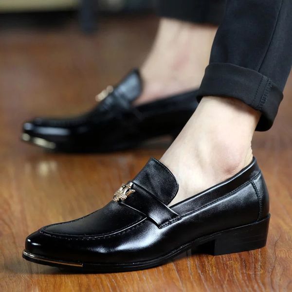 teen trend korean version of pointy casual leather shoes british hair stylist nightclub bright face with maserati men's shoes, Black
teen trend korean version of pointy casual leather shoes british hair stylist nightclub bright face with maserati men's shoes, Black