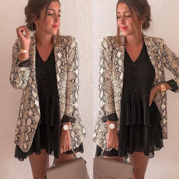 fashion women python skin print jackets open stitch women ladies suits 2019 thin cardigans coat streetwear, Black;brown
fashion women python skin print jackets open stitch women ladies suits 2019 thin cardigans coat streetwear, Black;brown