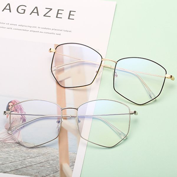 2018 new type of polygonal irregular myopia glasses frame literature and art retro large-frame flat mirror plated glasses, Black
2018 new type of polygonal irregular myopia glasses frame literature and art retro large-frame flat mirror plated glasses, Black
