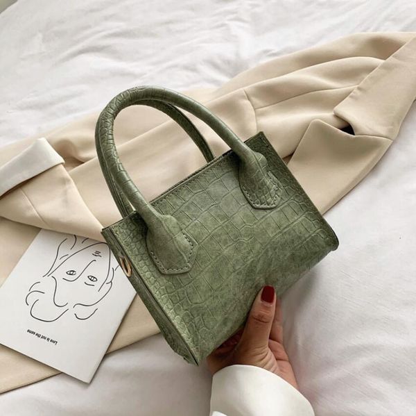 Designer Women's Bag Summer Fashion Texture Square Bags Simple Atmosphere Single Shoulder Messenger Bag
Designer Women's Bag Summer Fashion Texture Square Bags Simple Atmosphere Single Shoulder Messenger Bag