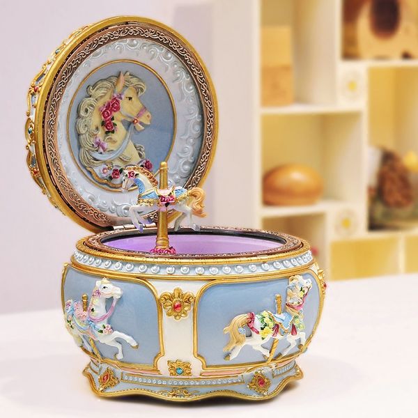 новый прекрасный carousel music box с day sound control led фонариков креативного birthday валентина подарками для детей подружки
новый прекрасный carousel music box с day sound control led фонариков креативного birthday валентина подарками для детей подружки