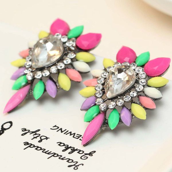 women's fashion big colorful earrings new arrival brand sweet metal with gems stud crystal earring for women girls, Silver
women's fashion big colorful earrings new arrival brand sweet metal with gems stud crystal earring for women girls, Silver