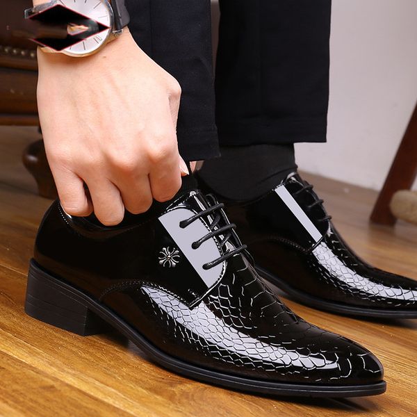 breathable pointed toe decent elegant formal men dress shoes 2019 patent leather office wedding shoes man oxfords, Black
breathable pointed toe decent elegant formal men dress shoes 2019 patent leather office wedding shoes man oxfords, Black