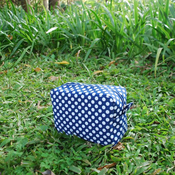 10pcs polka dots cosmetic bags, cute polka dots fabric makeup tote with zipper closure in 7 colors dom109265
10pcs polka dots cosmetic bags, cute polka dots fabric makeup tote with zipper closure in 7 colors dom109265