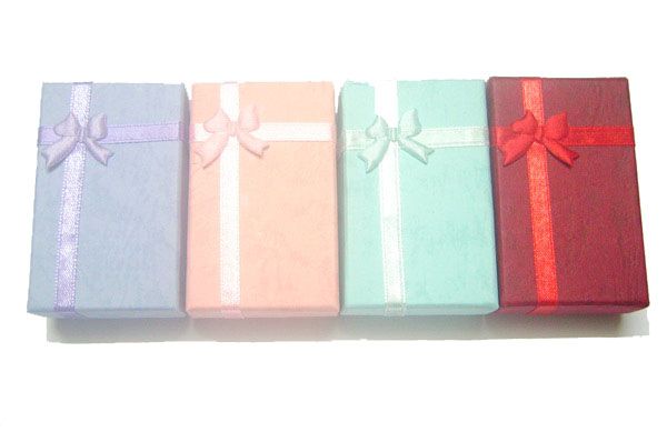 24pcs/lot mix colors ring earring jewelry boxes for gift packaging display box 6x4.5x3cm bx3, Black;white
24pcs/lot mix colors ring earring jewelry boxes for gift packaging display box 6x4.5x3cm bx3, Black;white