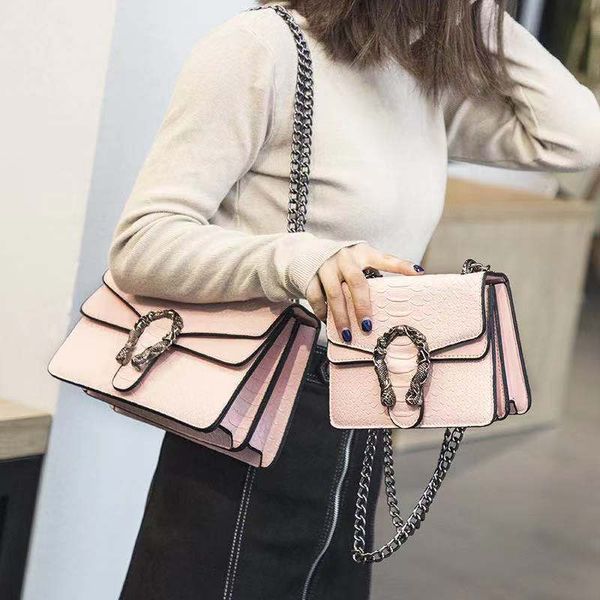 2019 wholesale-women handbag famous brand shoulder bag luxury fashion clutch messenger bag women hand bag sac a main femme
2019 wholesale-women handbag famous brand shoulder bag luxury fashion clutch messenger bag women hand bag sac a main femme