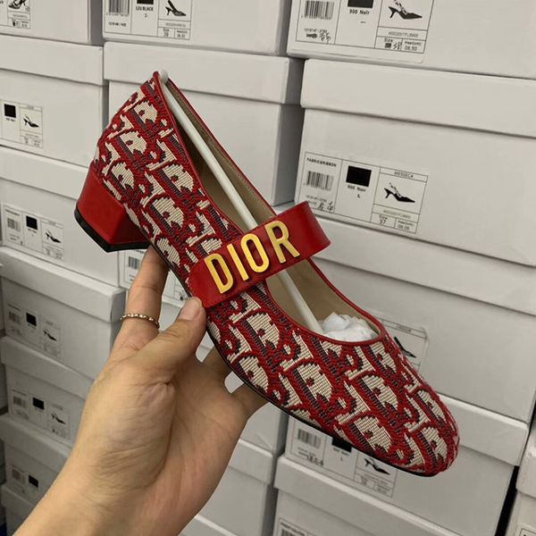 19 new de igner women pring ummer fa hion andal high heeled hoe chunky heel 3 5cm heel comfort woman wedding hoe
19 new de igner women pring ummer fa hion andal high heeled hoe chunky heel 3 5cm heel comfort woman wedding hoe