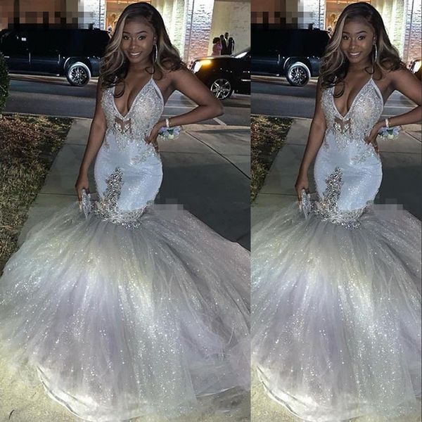2020 new african silver sequined prom dresses illusion v neck lace applique crystal beaded tulle custom backless formal evening gowns, Black
2020 new african silver sequined prom dresses illusion v neck lace applique crystal beaded tulle custom backless formal evening gowns, Black
