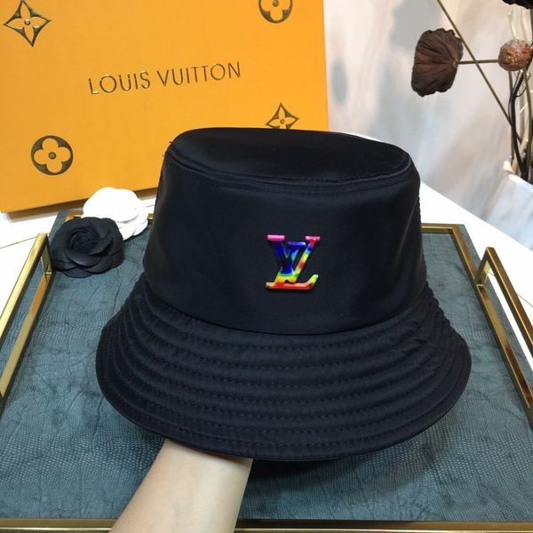 высокое качество four seasons мужская cap моды lv скупые брим шляпы с печати pattern дышащие casual встроенные бич шляпы, Blue;gray
высокое качество four seasons мужская cap моды lv скупые брим шляпы с печати pattern дышащие casual встроенные бич шляпы, Blue;gray