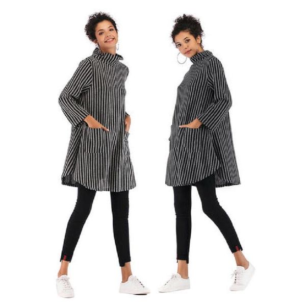 womens high collar plus size casual sweater double pocket turtleneck stripe loose pullover long sleeve jumpers, White;black
womens high collar plus size casual sweater double pocket turtleneck stripe loose pullover long sleeve jumpers, White;black