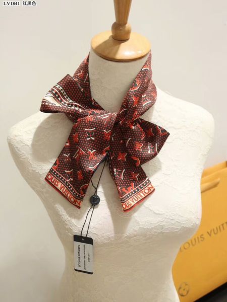 wholesale silk scarves delicate floral print silk scarves fashion men and women hair band handbags bag decorative band, Blue;gray
wholesale silk scarves delicate floral print silk scarves fashion men and women hair band handbags bag decorative band, Blue;gray