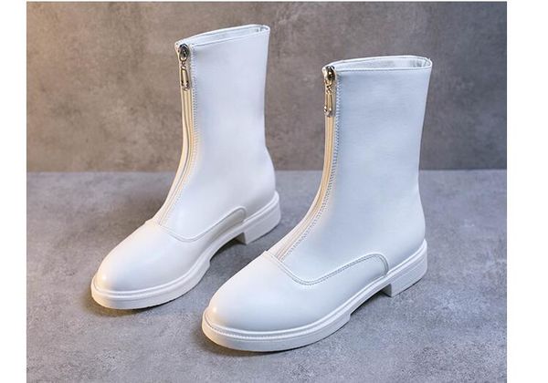 women short boots 2019 autumn new flat black white zipper designer martin boots korean guidi inverted boots
women short boots 2019 autumn new flat black white zipper designer martin boots korean guidi inverted boots